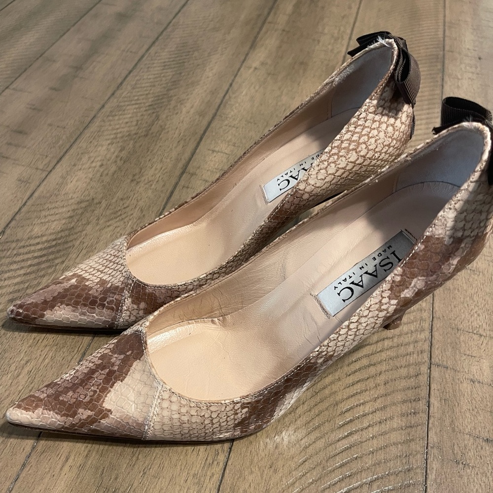 Isaac 6.5 leather heels